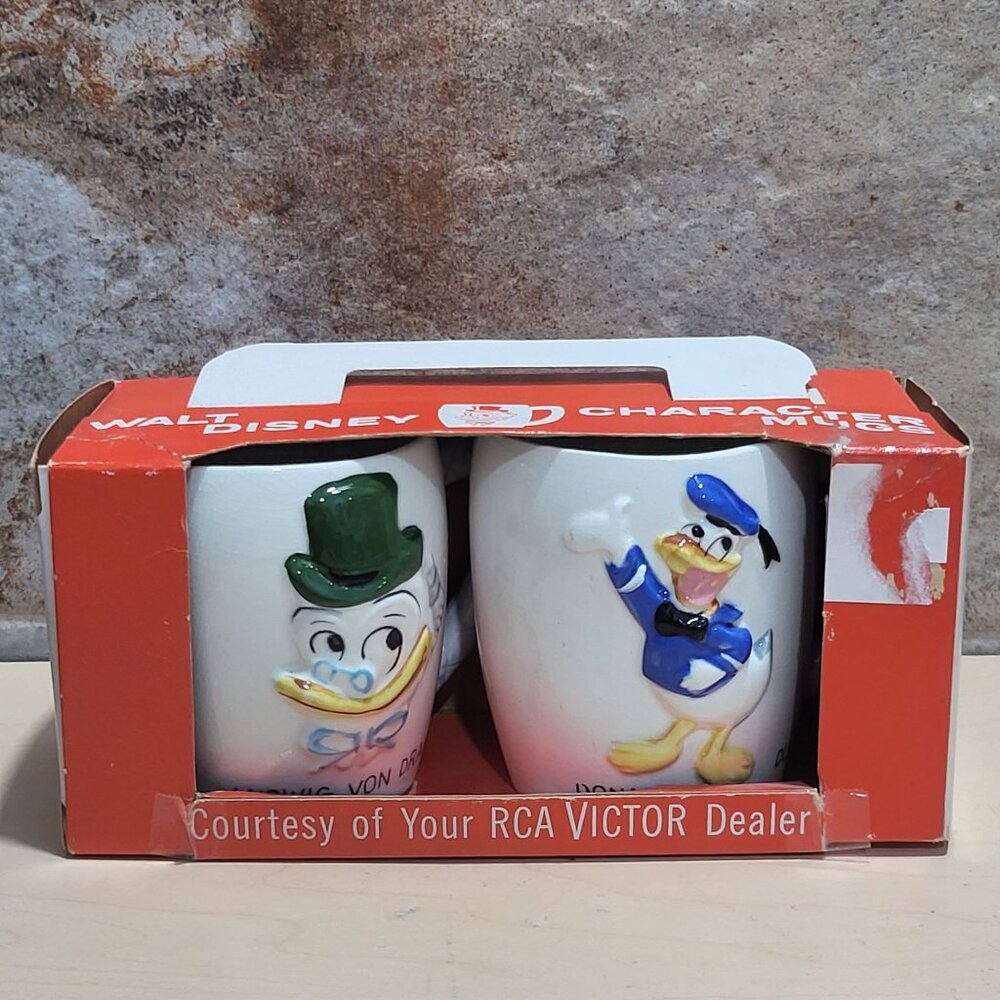 Donald Duck Ludwig Von Drake Disney Mugs 1961 RCA Victor Dealer Courtesy Gift